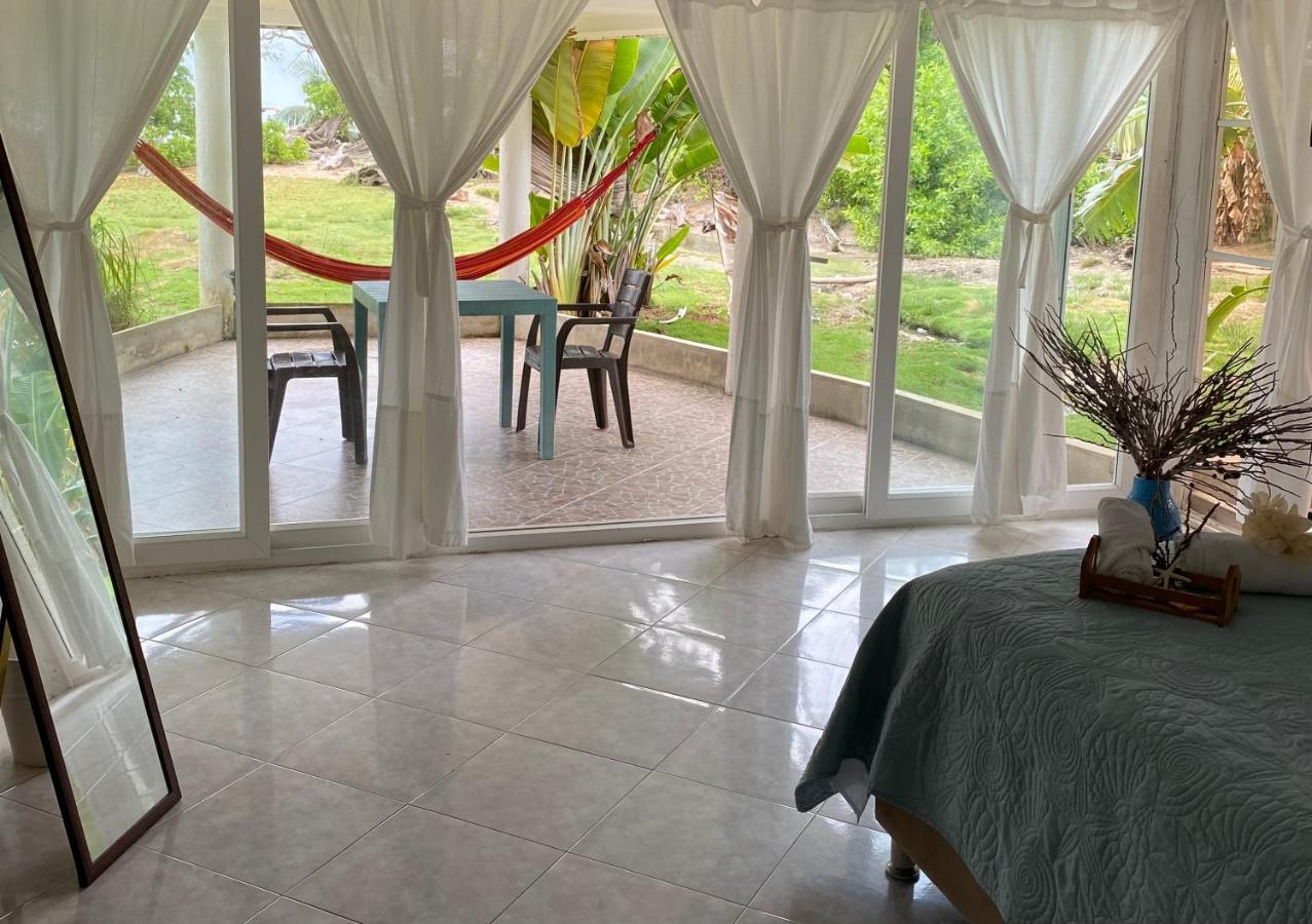 Islander House On Rocky Cay Beach San Andrés Kültér fotó
